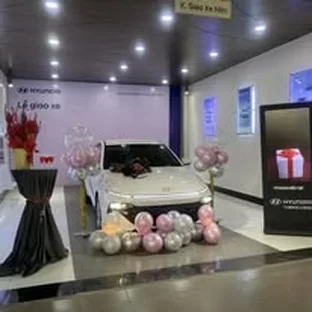 Hình ảnh hoạt động tư vấn xe tại Bến Tre